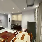 E&B Cosy Apartment